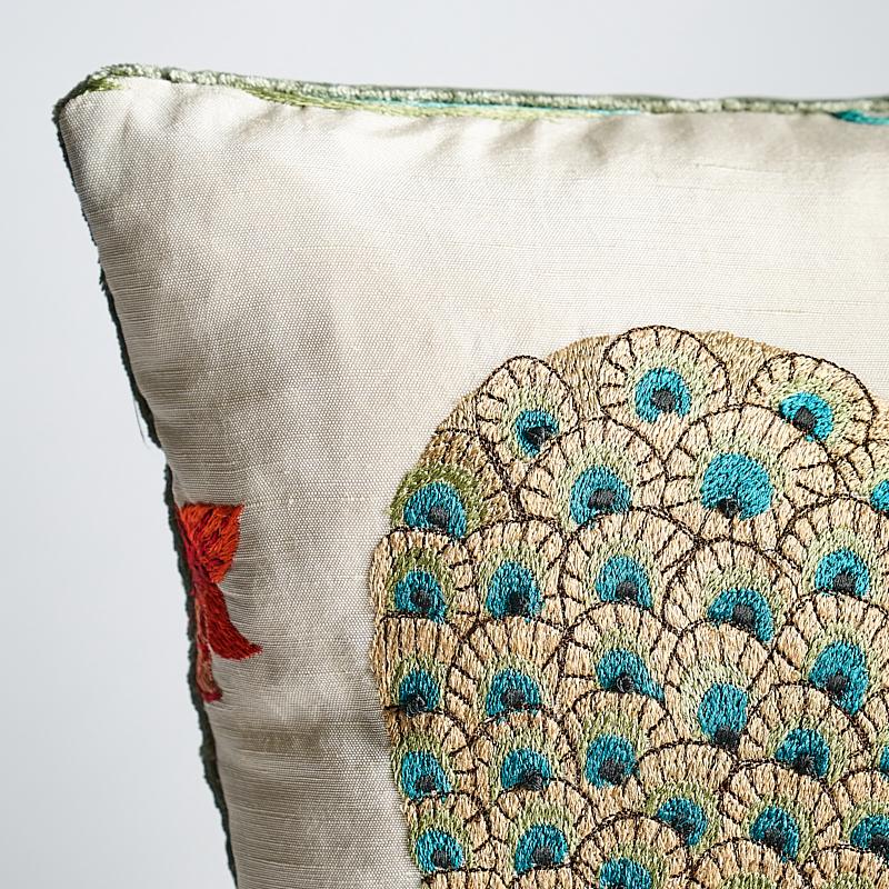 Royal Silk Embroidery Pillow D_MULTI
