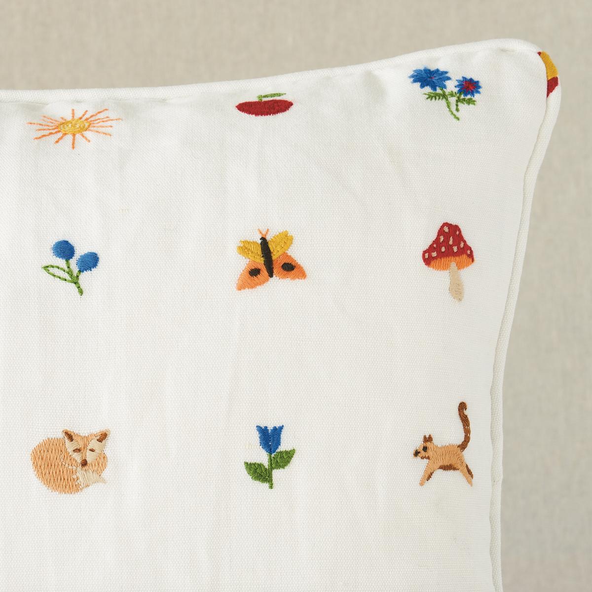 Tiny Things Embroidery Pillow_Multi